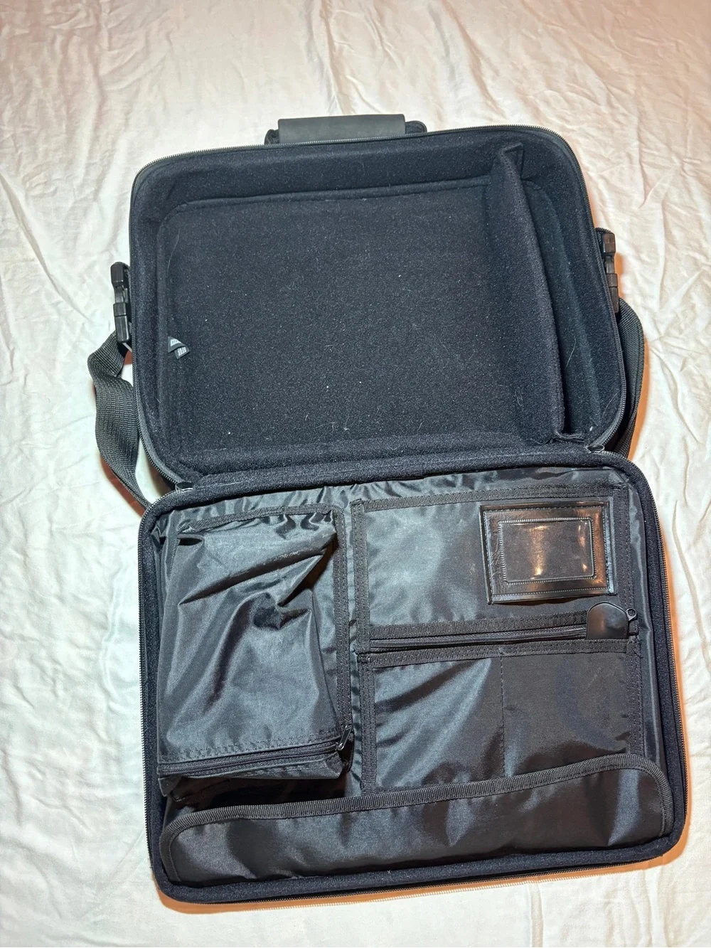 Kensington Black Laptop Briefcase with Adjustable Shoulder Strap